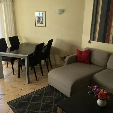 Apartment Casa Varesi, 5 Stock By Holap Sa Locarno